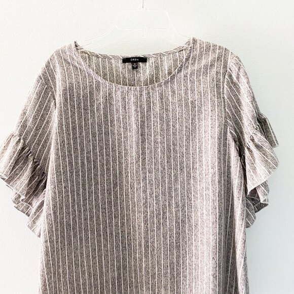 ⭐️ DREW Gray Stripe Flutter Linen Top Small Casual - Picture 2 of 6